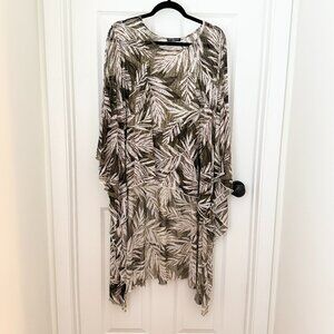 Women Cha Cha Vente Poncho Coverup Oversized Fit in Tropical Brown Size Large